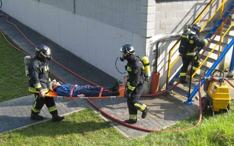 Previnsa simulacros. Simulacro de evacuación de un herido.